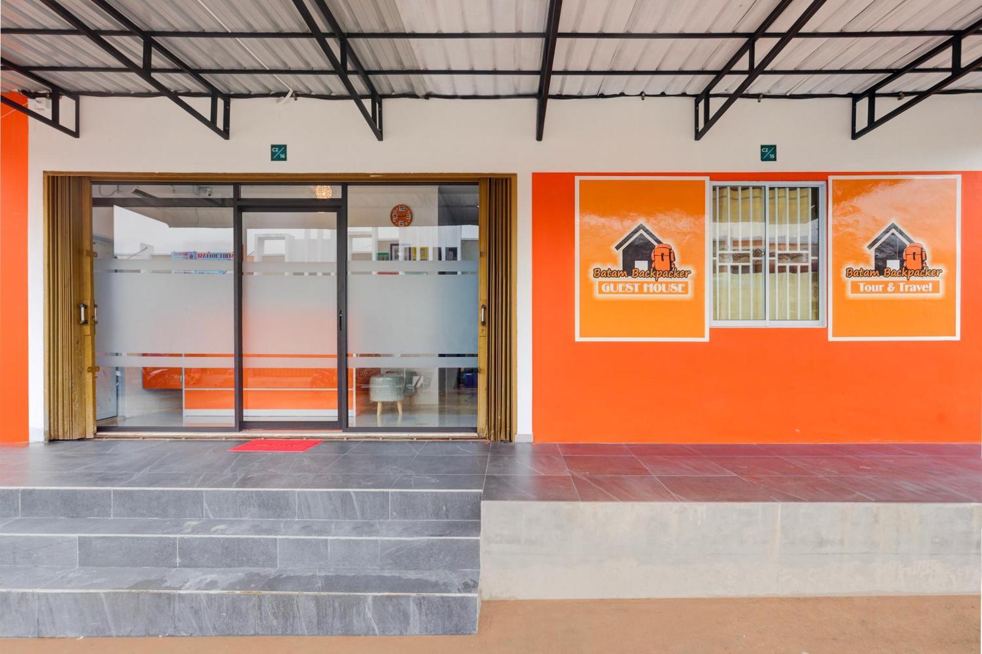 Super Oyo Capital O 93076 Batam Backpacker Guesthouse 2 Pembunuh Buitenkant foto